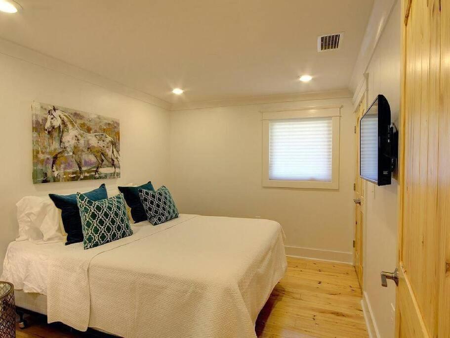 Downtown Fairhope Cottage ภายนอก รูปภาพ